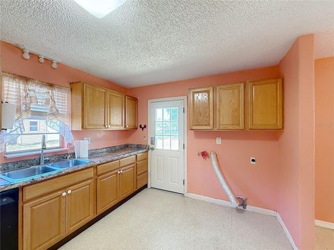 Tiny photo for 975 SE 170th Street, Summerfield, FL 34491 (MLS # G5109667)