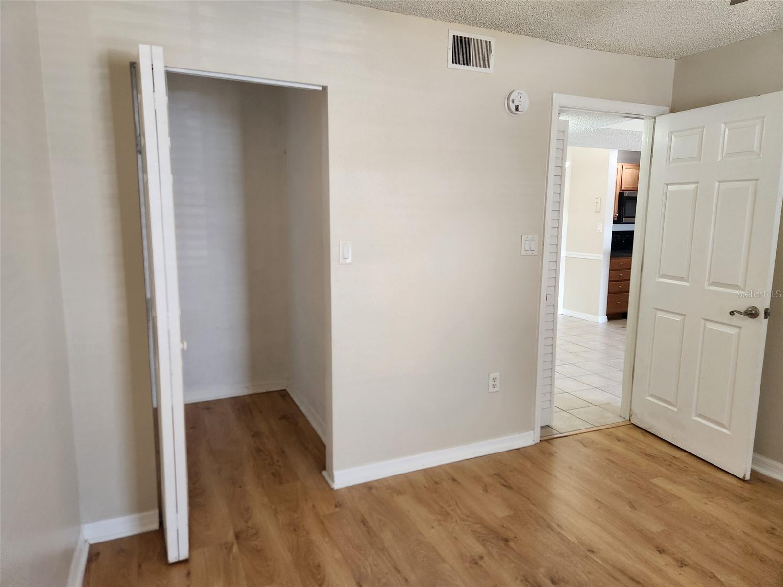 PARK LAKE AT PARSONS A CONDOMI - Residential