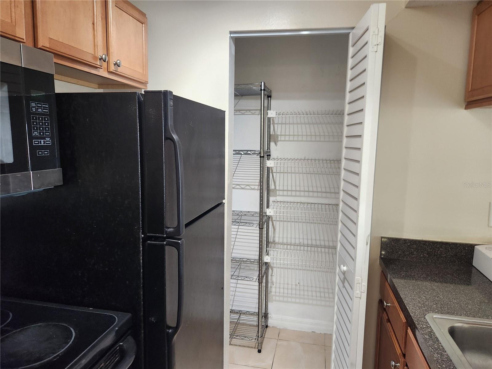 803 LAKE HAVEN SQUARE 101