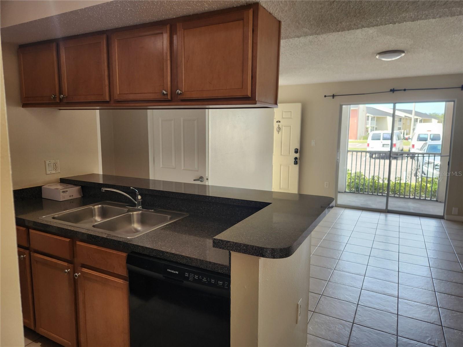 PARK LAKE AT PARSONS A CONDOMI - Residential