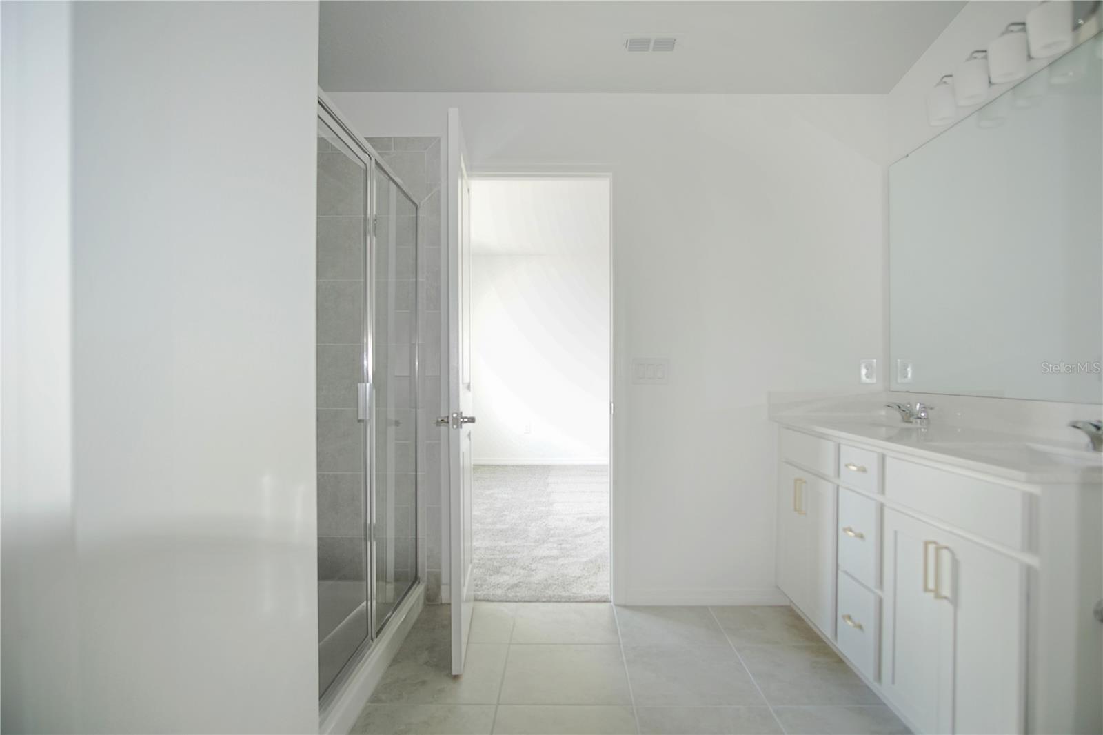 SILVERLAKE PH 1 - Residential Lease