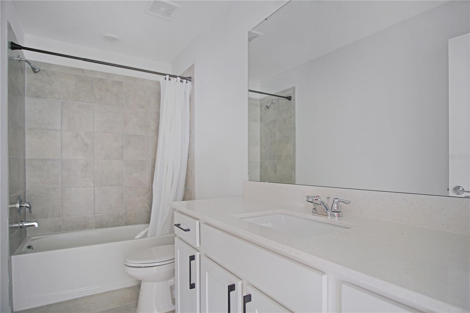 SILVERLAKE PH 1 - Residential Lease