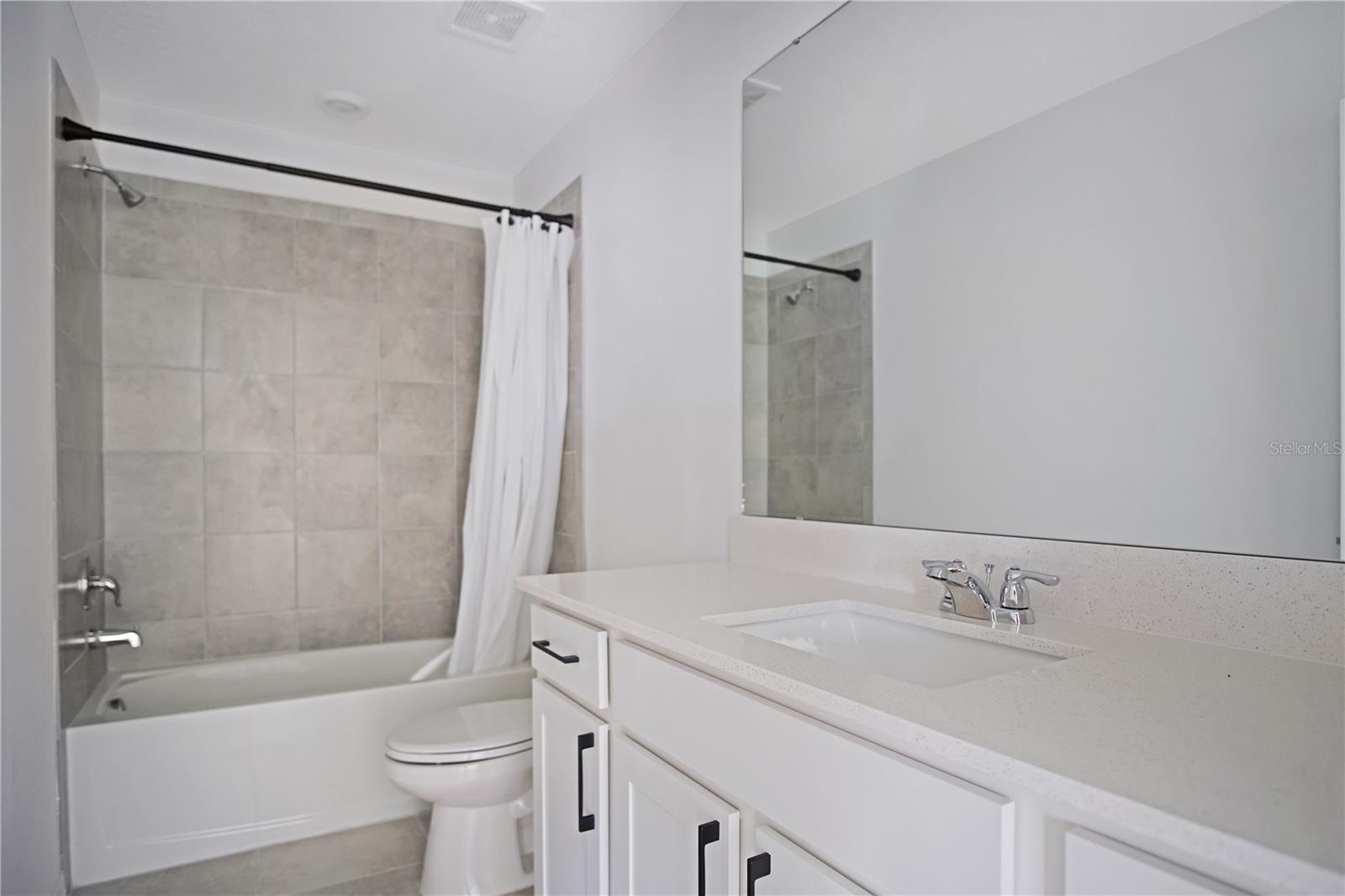 SILVERLAKE PH 1 - Residential Lease