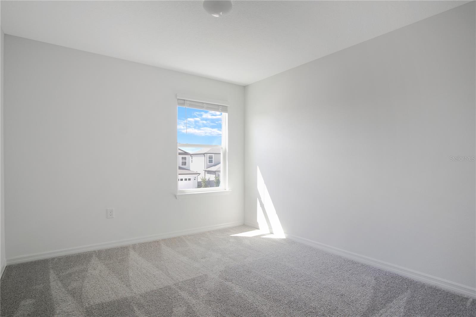 SILVERLAKE PH 1 - Residential Lease