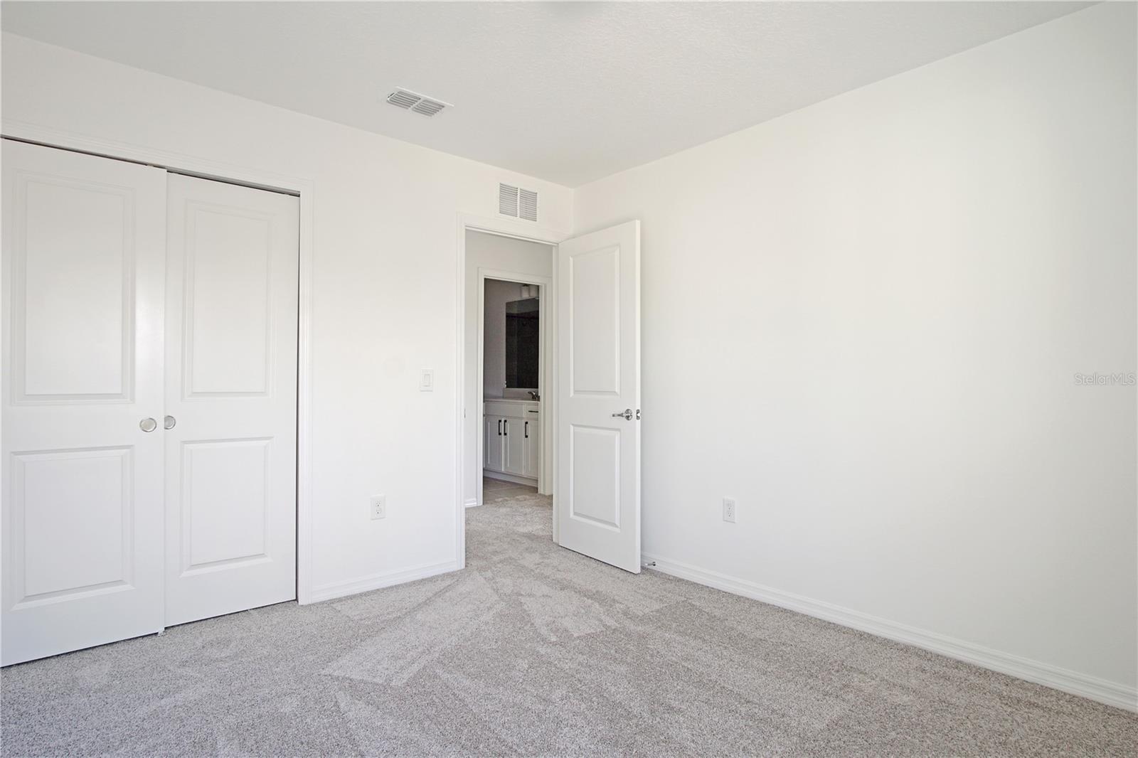 SILVERLAKE PH 1 - Residential Lease