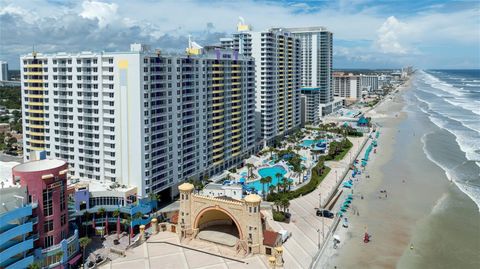 A home in DAYTONA BEACH