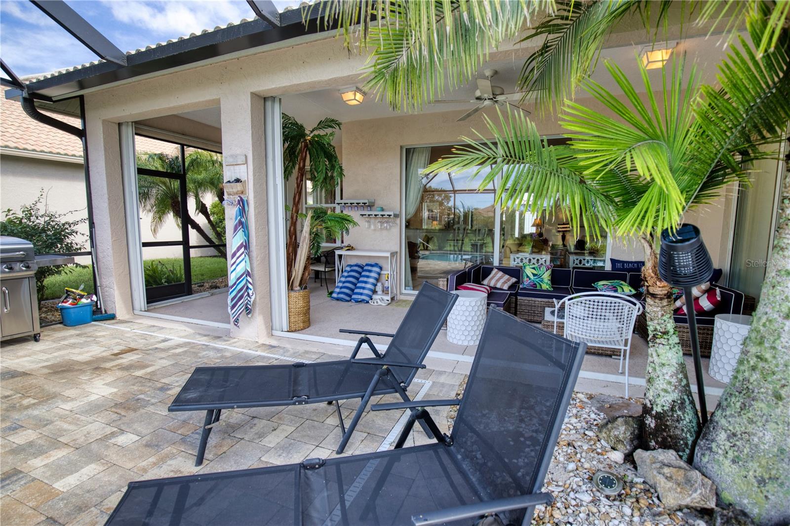 PELICAN POINTE GOLF & COUNTRY CLUB - Residential Lease