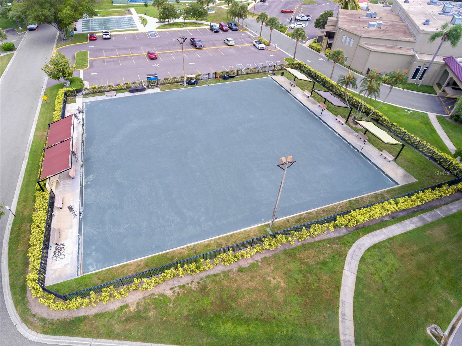 ON TOP OF THE WORLD - Residential Lease