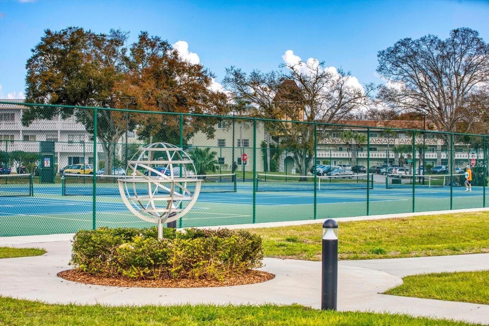 ON TOP OF THE WORLD - Residential Lease