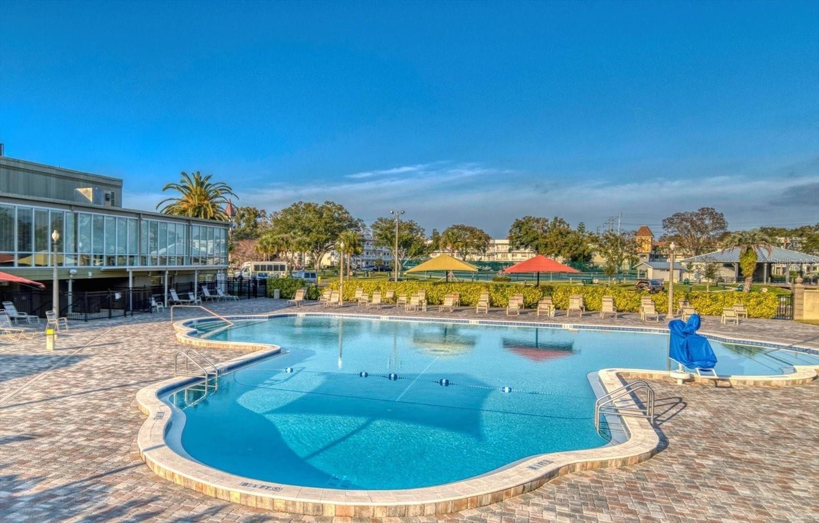 ON TOP OF THE WORLD - Residential Lease