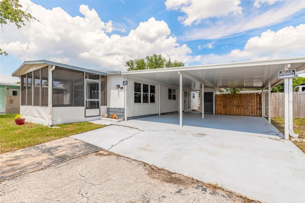 Photo of 103 Aloha Terrace, Port Orange, FL 32129 (MLS # V4949747)