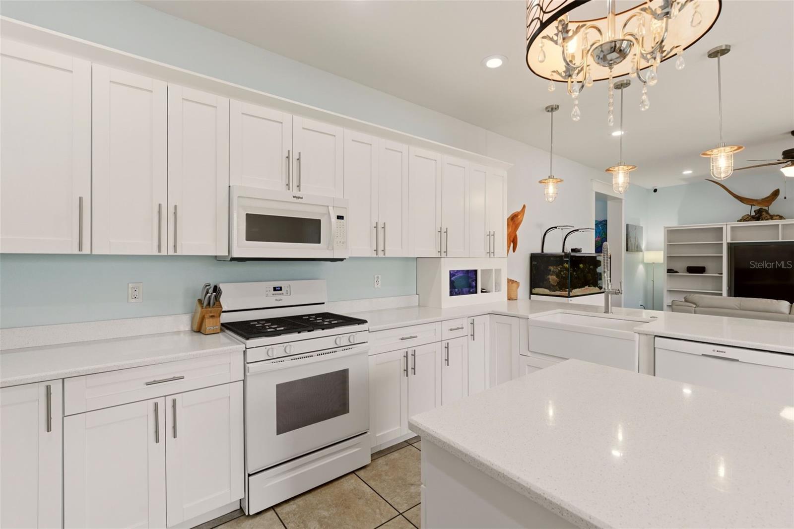 LAKE HARRIS SHORES UNIT 02 - Residential