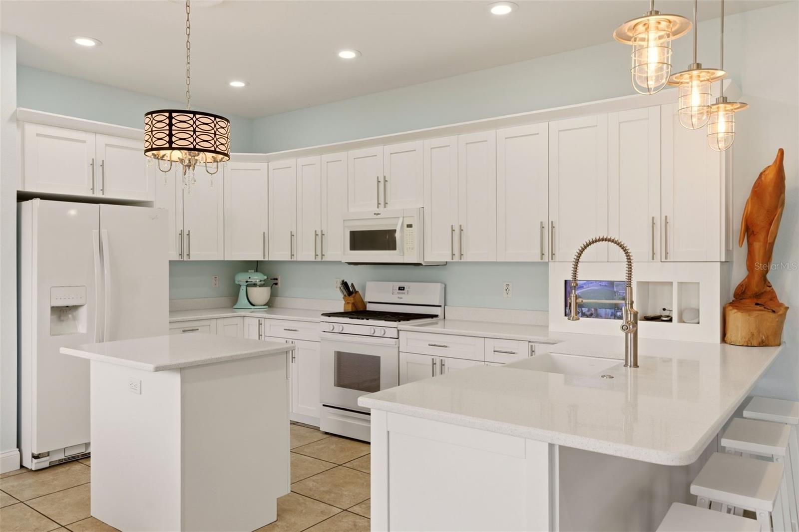 LAKE HARRIS SHORES UNIT 02 - Residential