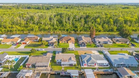 Tiny photo for 13334 Country Club Drive, Tavares, FL 32778 (MLS # G5112037)