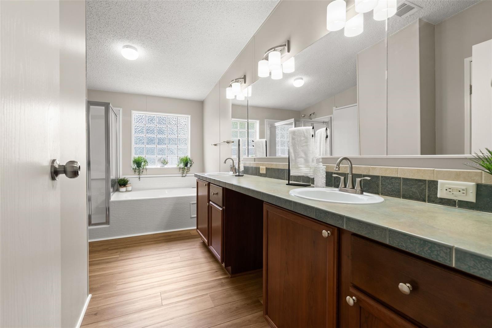 B & R SUB - Residential