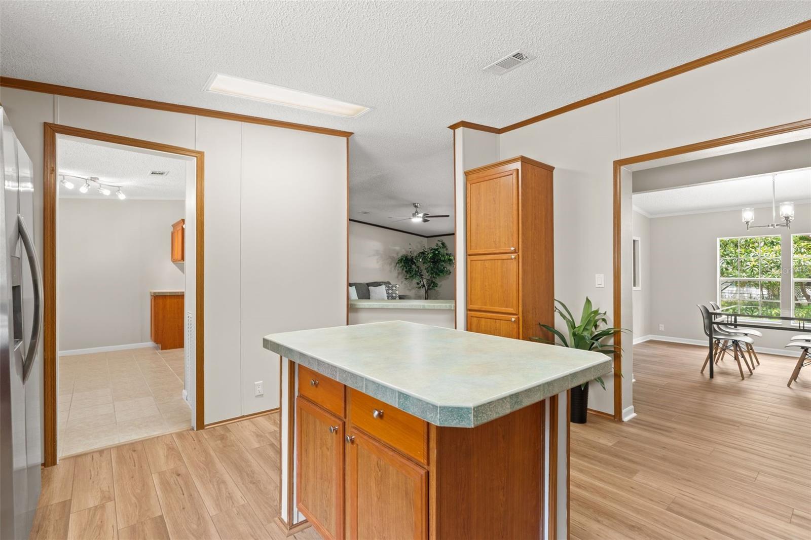 B & R SUB - Residential