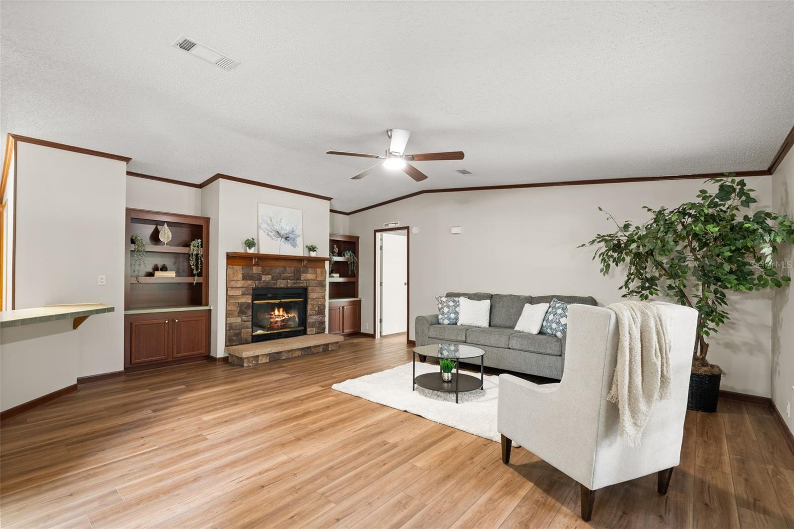 B & R SUB - Residential