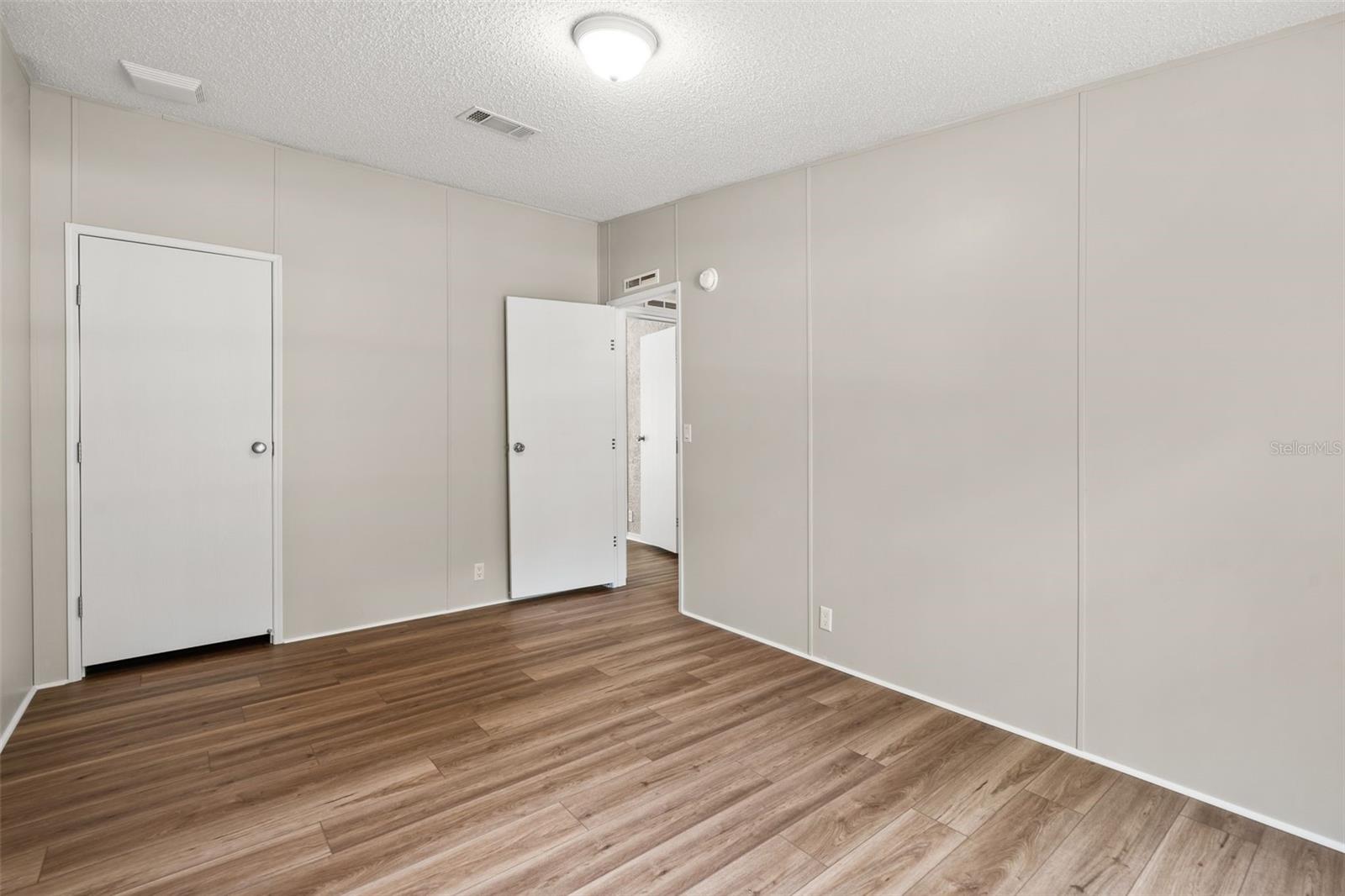B & R SUB - Residential