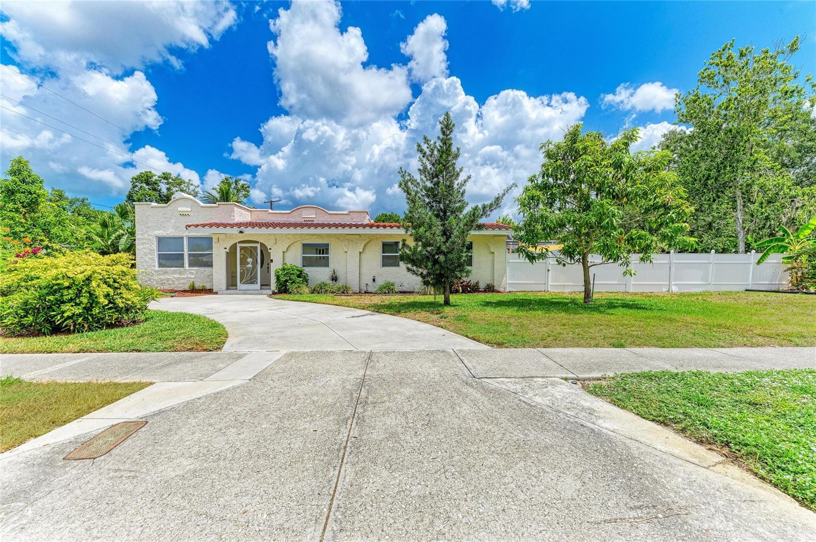 1712 4TH STREET W