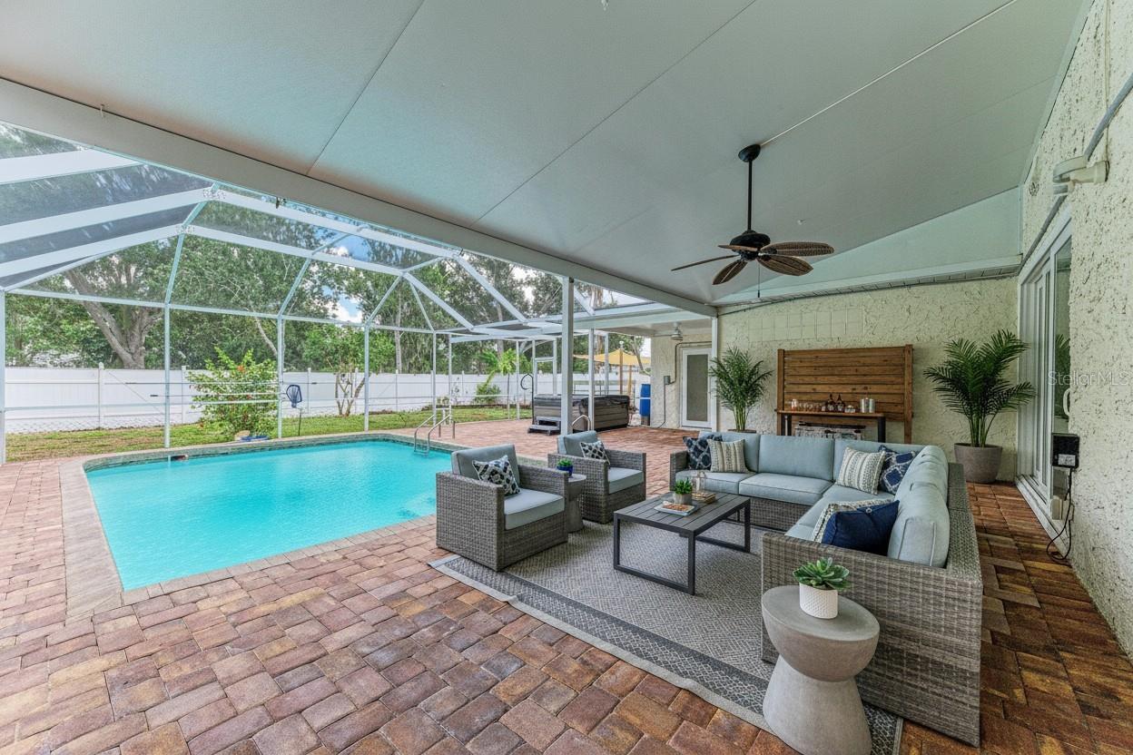 1712 4TH STREET W, PALMETTO, FL, 34221 3 1712 4TH STREET W