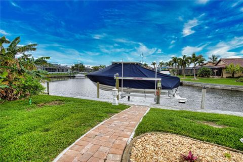 A home in PUNTA GORDA