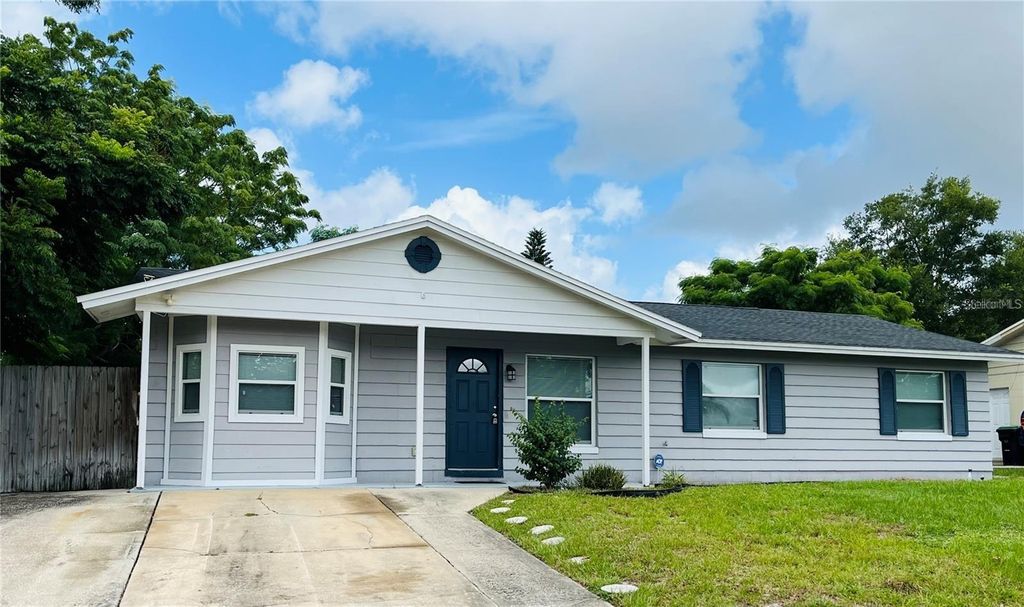 Photo of 5154 Glasgow Avenue, Orlando, FL 32819 (MLS # O6410091)