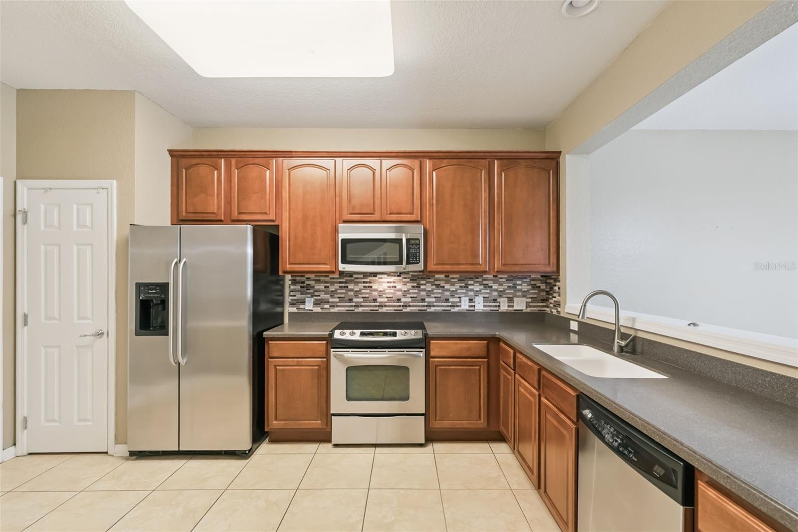 REGENCY OAKS UNIT TWO - Residential