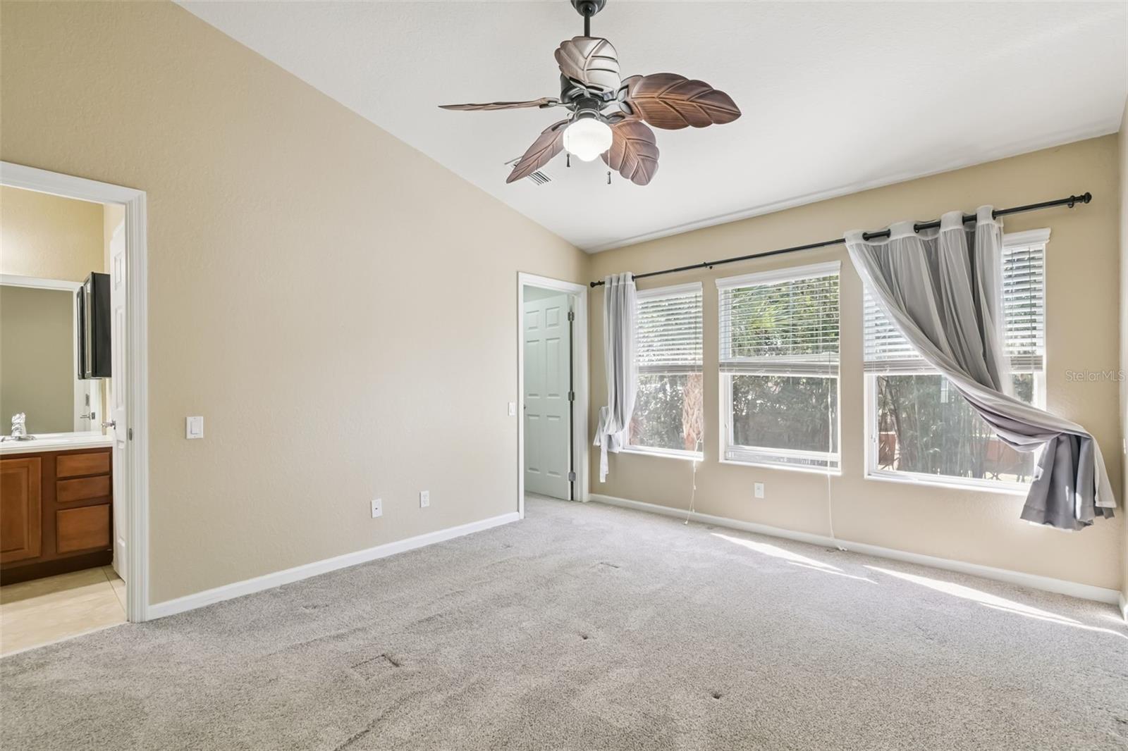 REGENCY OAKS UNIT TWO - Residential