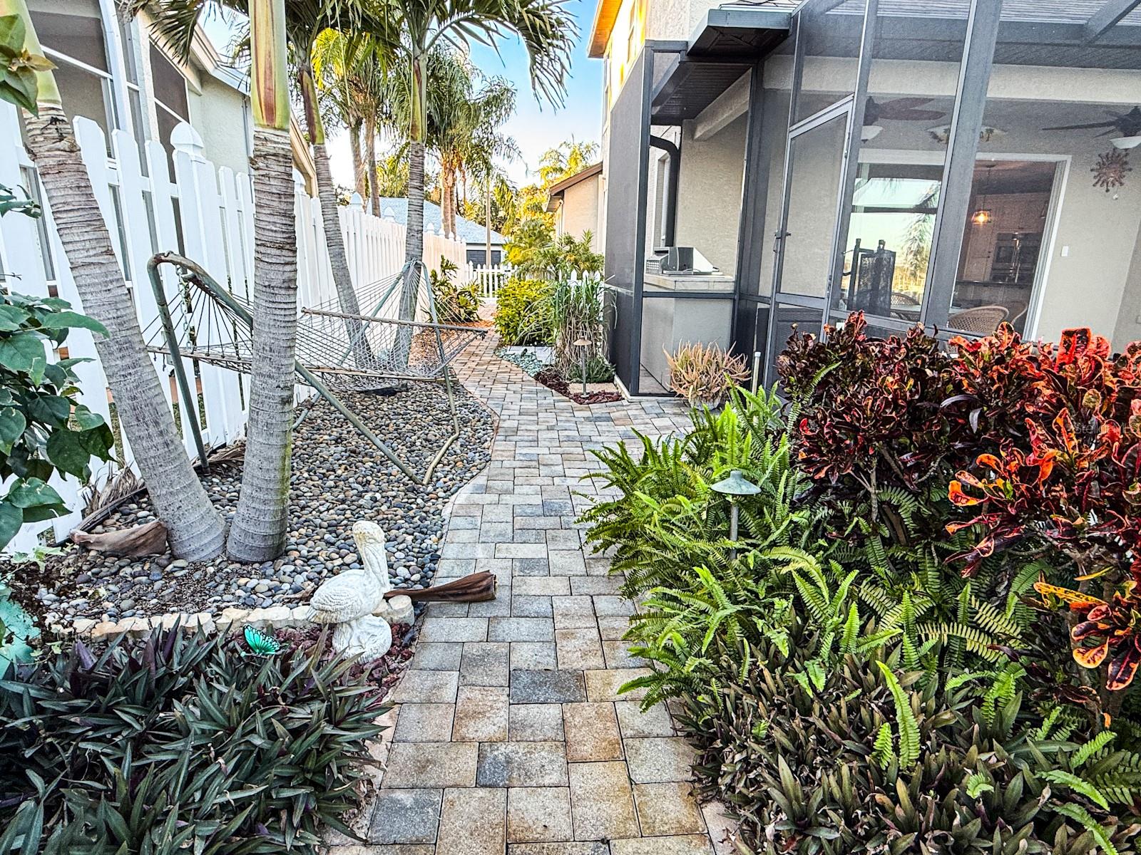 RIVER WATCH - Residential