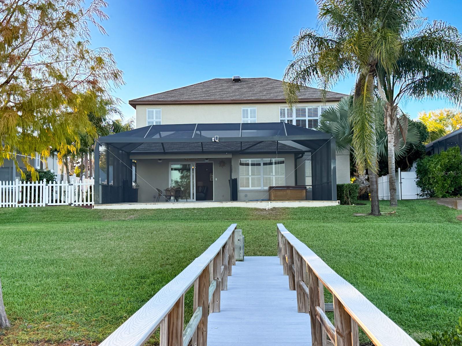 RIVER WATCH - Residential