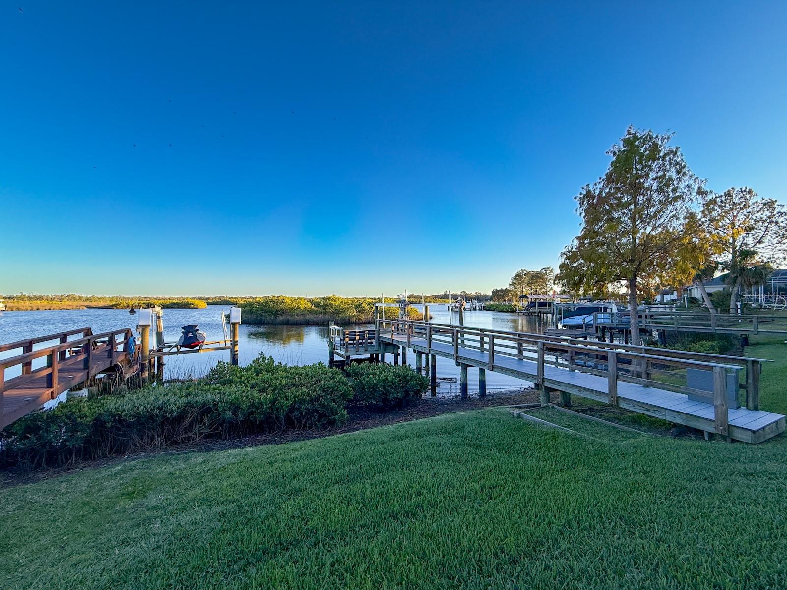 RIVER WATCH - Residential