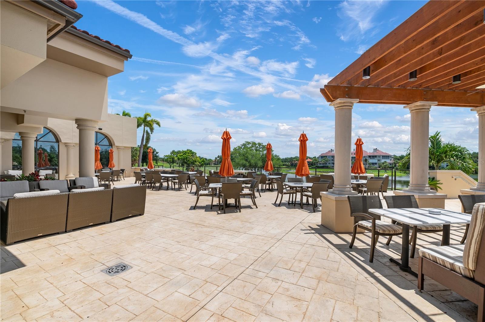 PRESTANCIA - Residential