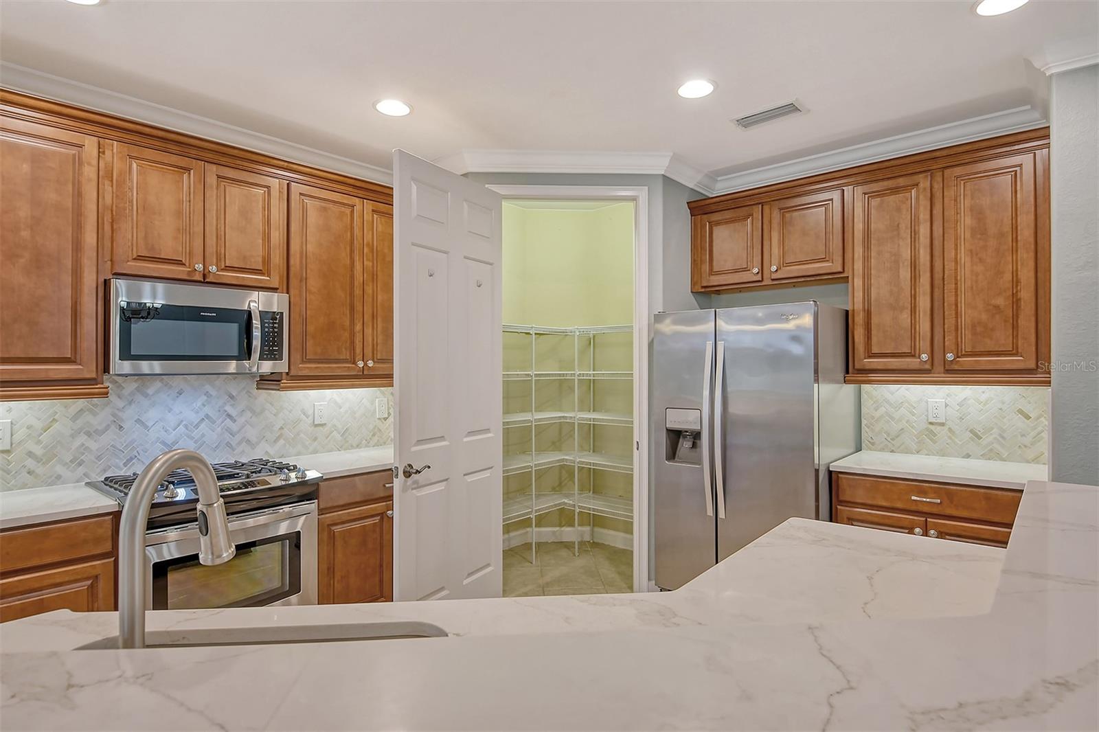 VENETIAN GOLF & RIVER CLUB - Residential