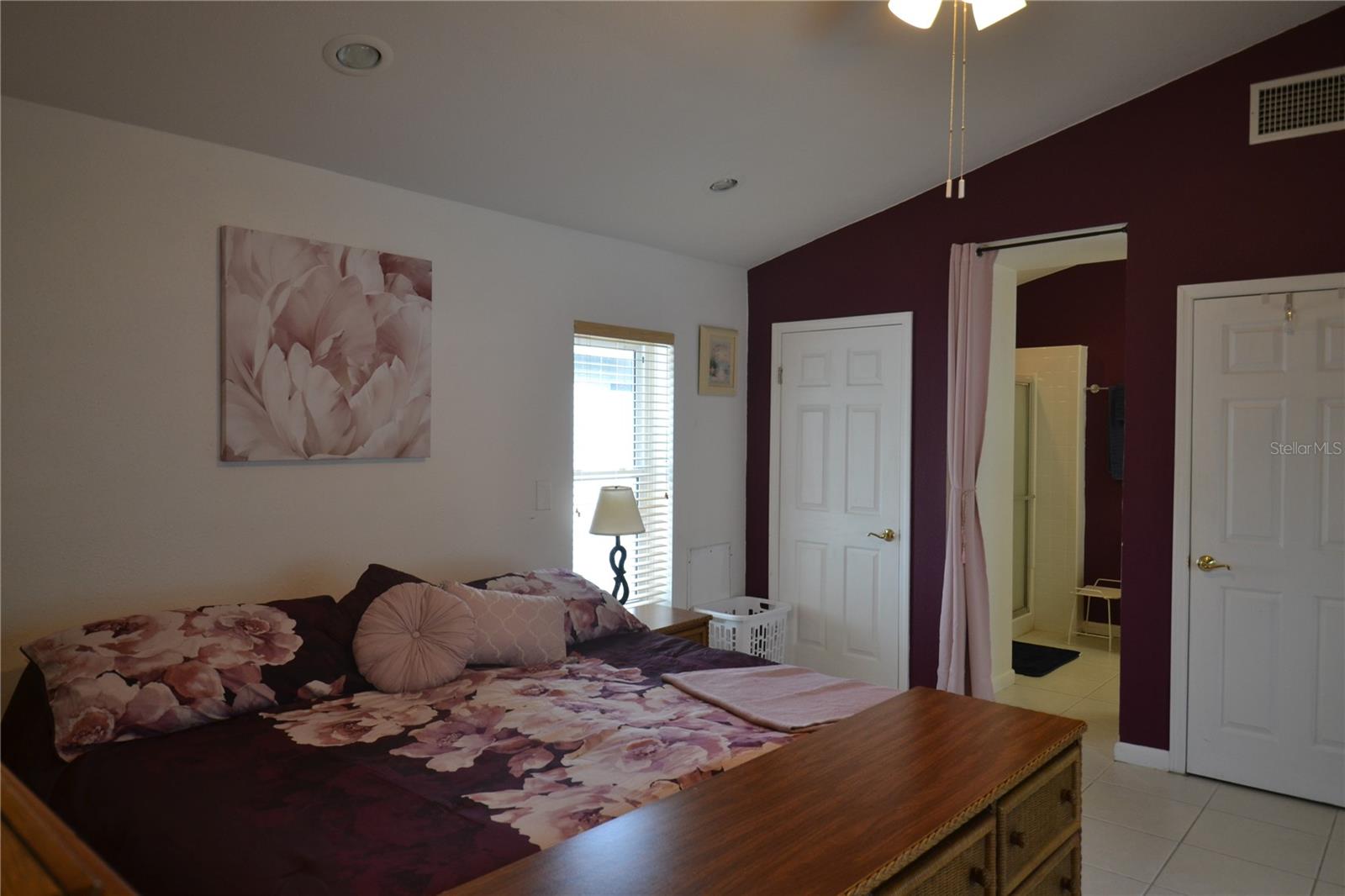 SUNSHINE GROVES - Residential Lease