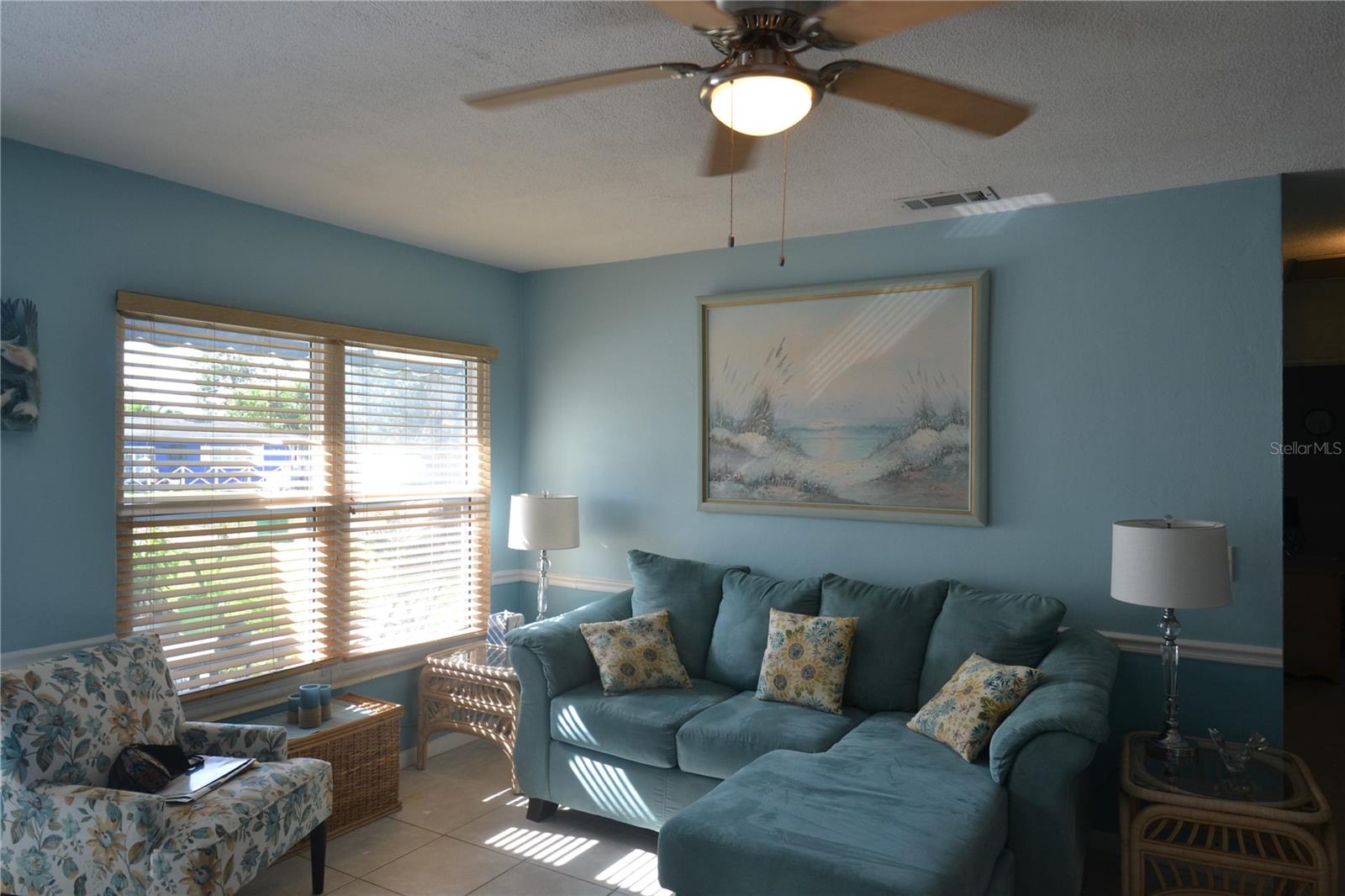 SUNSHINE GROVES - Residential Lease