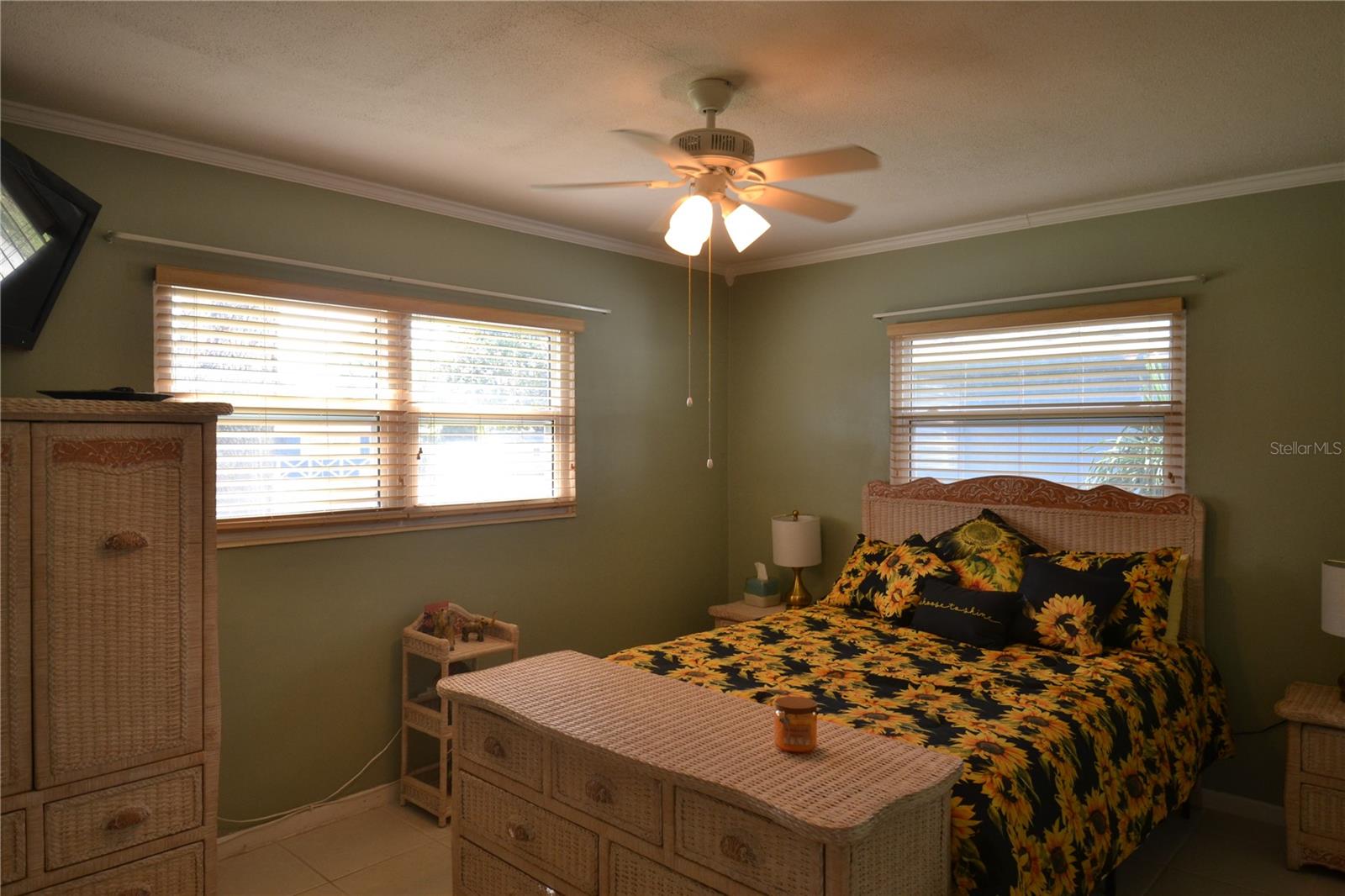 SUNSHINE GROVES - Residential Lease