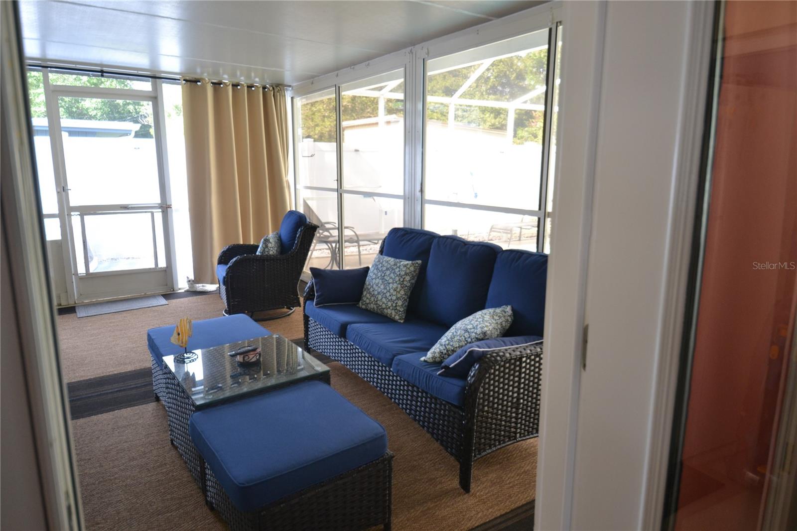 SUNSHINE GROVES - Residential Lease