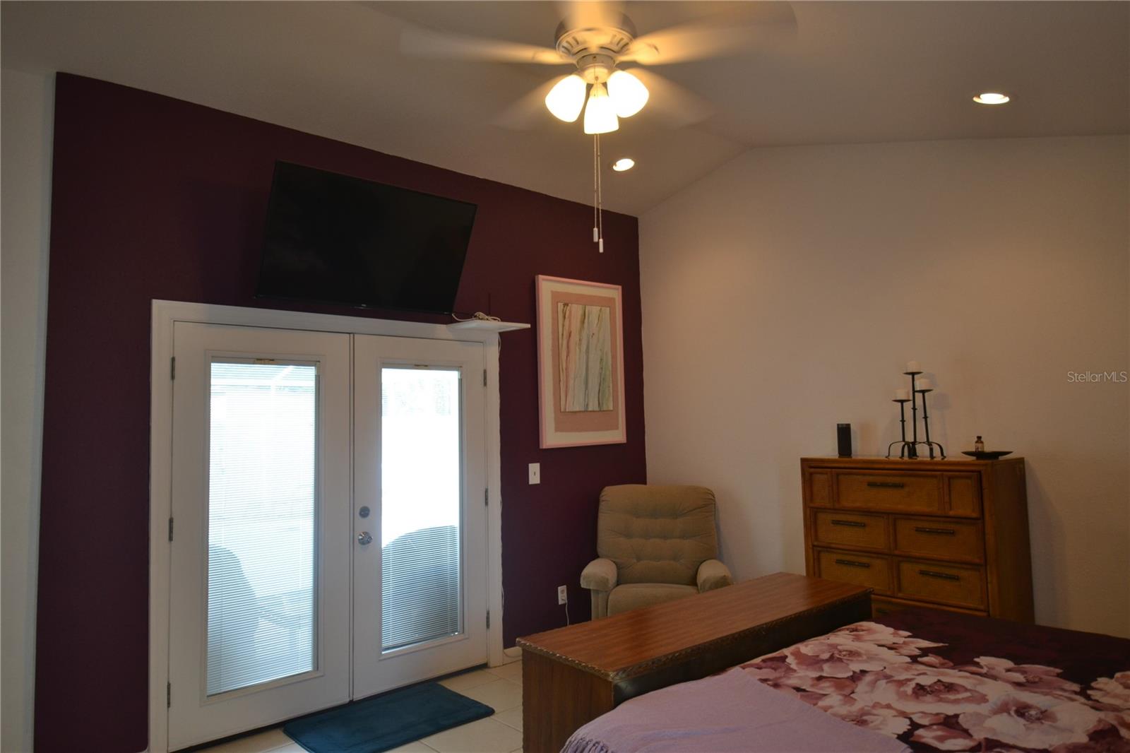 SUNSHINE GROVES - Residential Lease