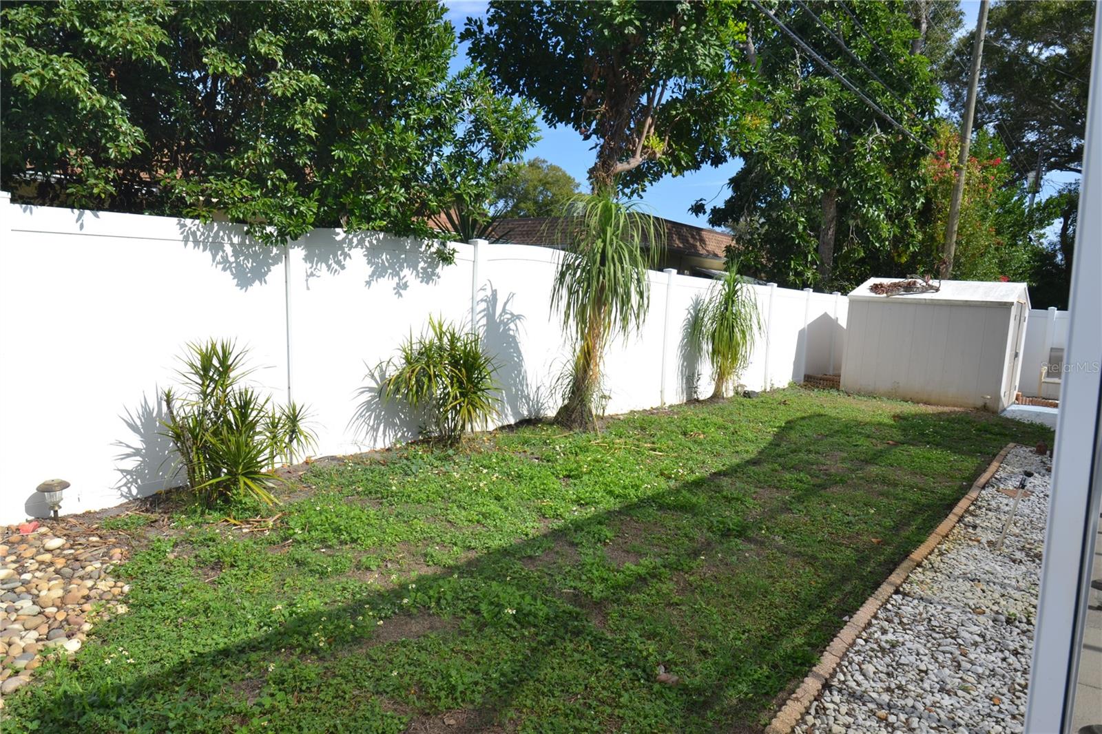 SUNSHINE GROVES - Residential Lease