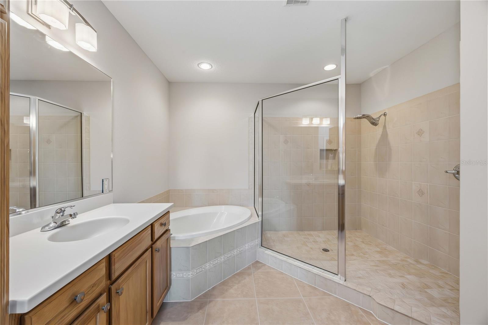 MIRAMAR LINKS AT LAKEWOOD RANCH - Residential