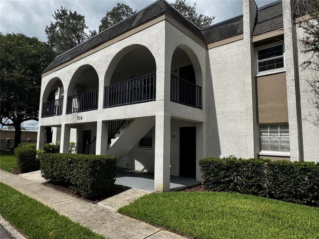 Photo of 706 Oakgrove Drive #114, Brandon, FL 33510 (MLS # TB8535788)