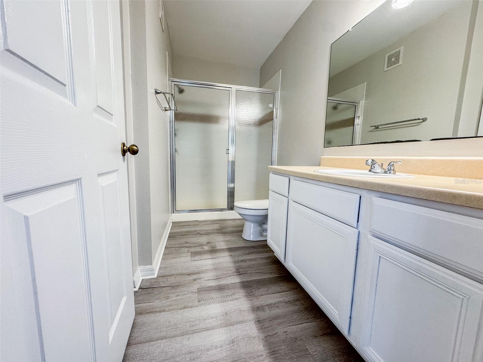 VILLAGIO - Residential Lease