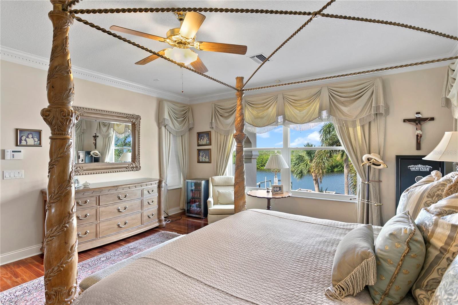 PELICAN ISLAND UNIT 3 - Residential Lease