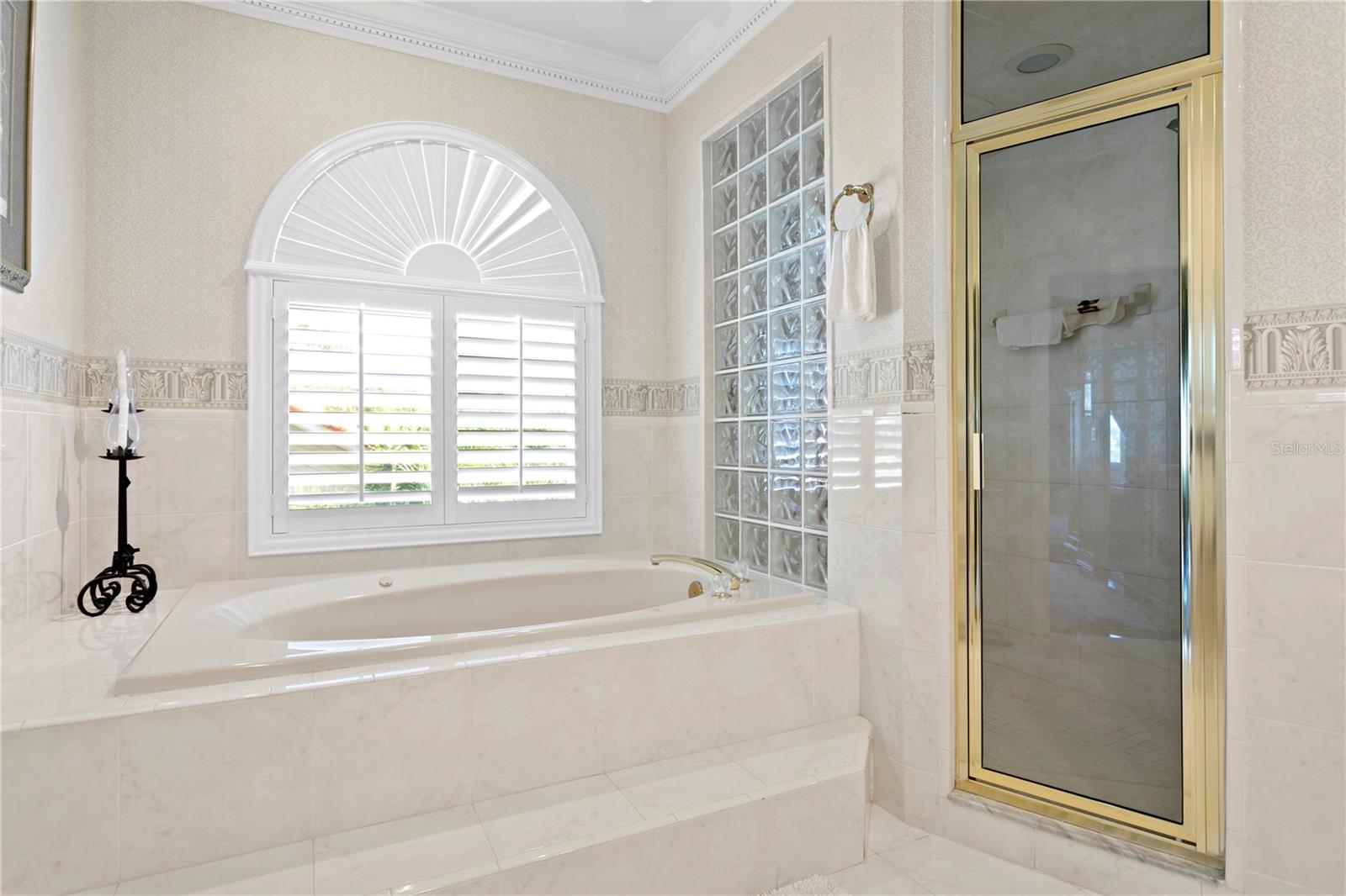 PELICAN ISLAND UNIT 3 - Residential Lease