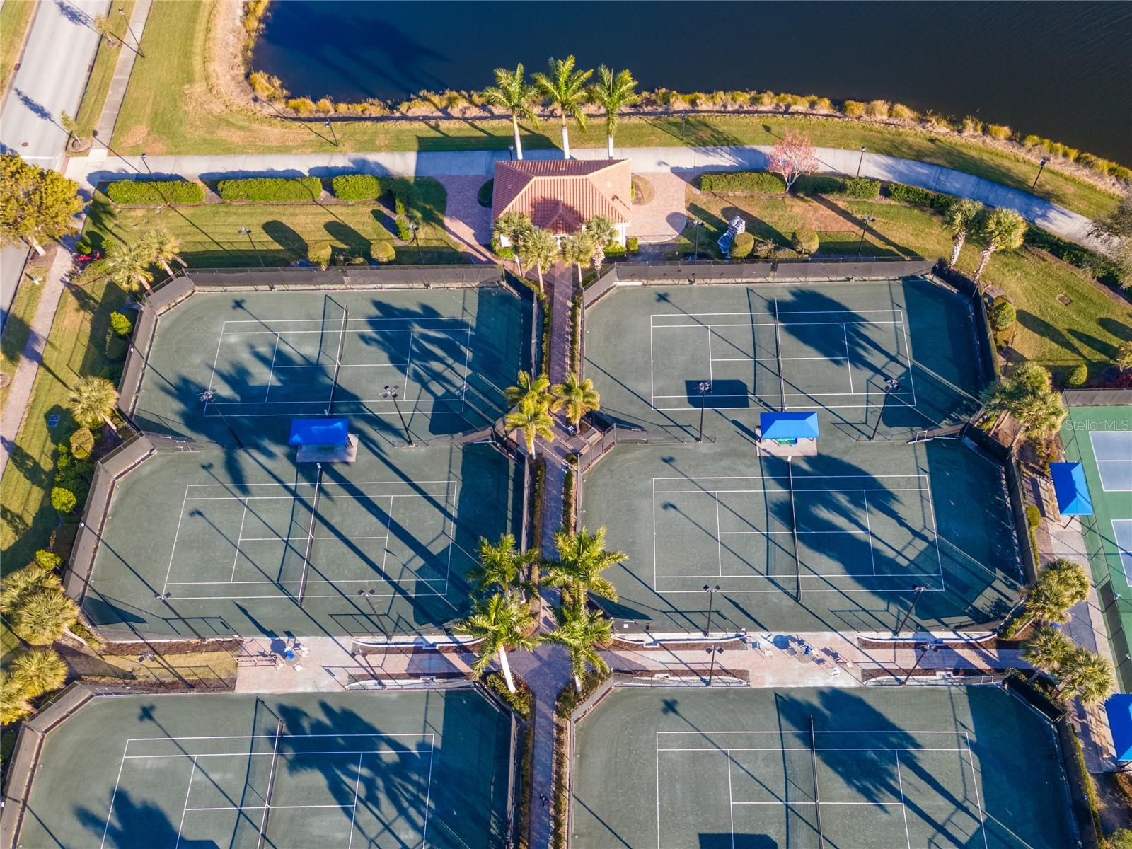 ISLANDWALK AT THE WEST VILLAGE - Residential