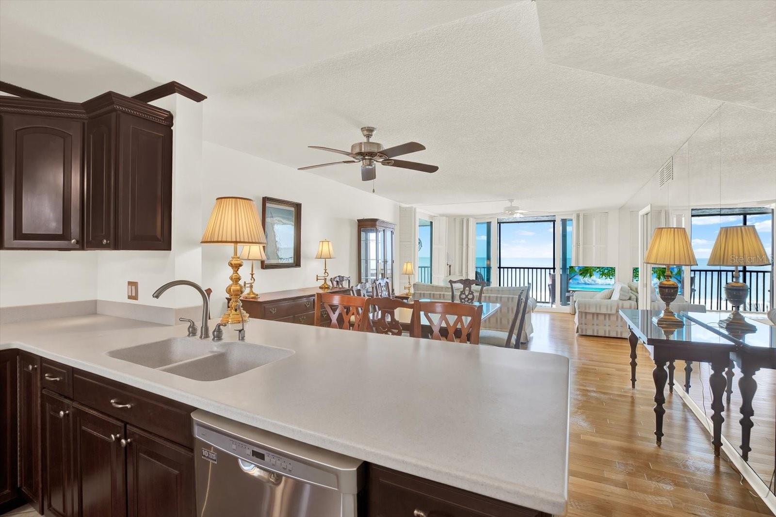 SHORE MARINER THE CONDO - Residential