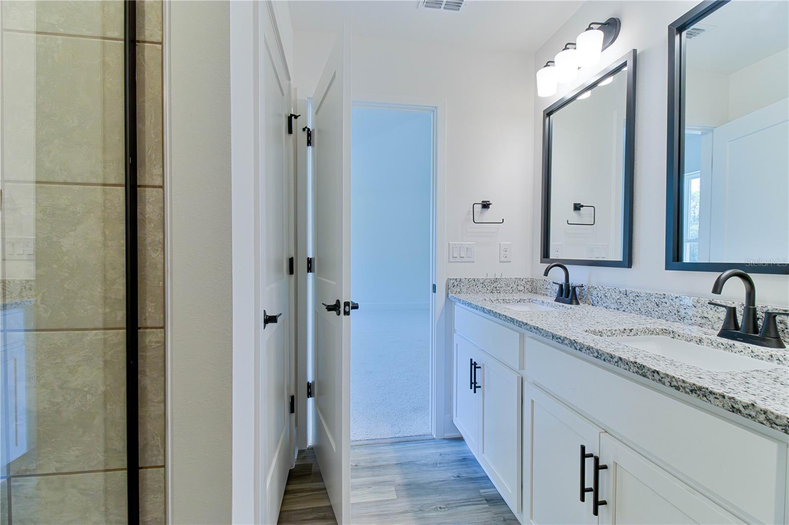 BRIARWOOD - Residential