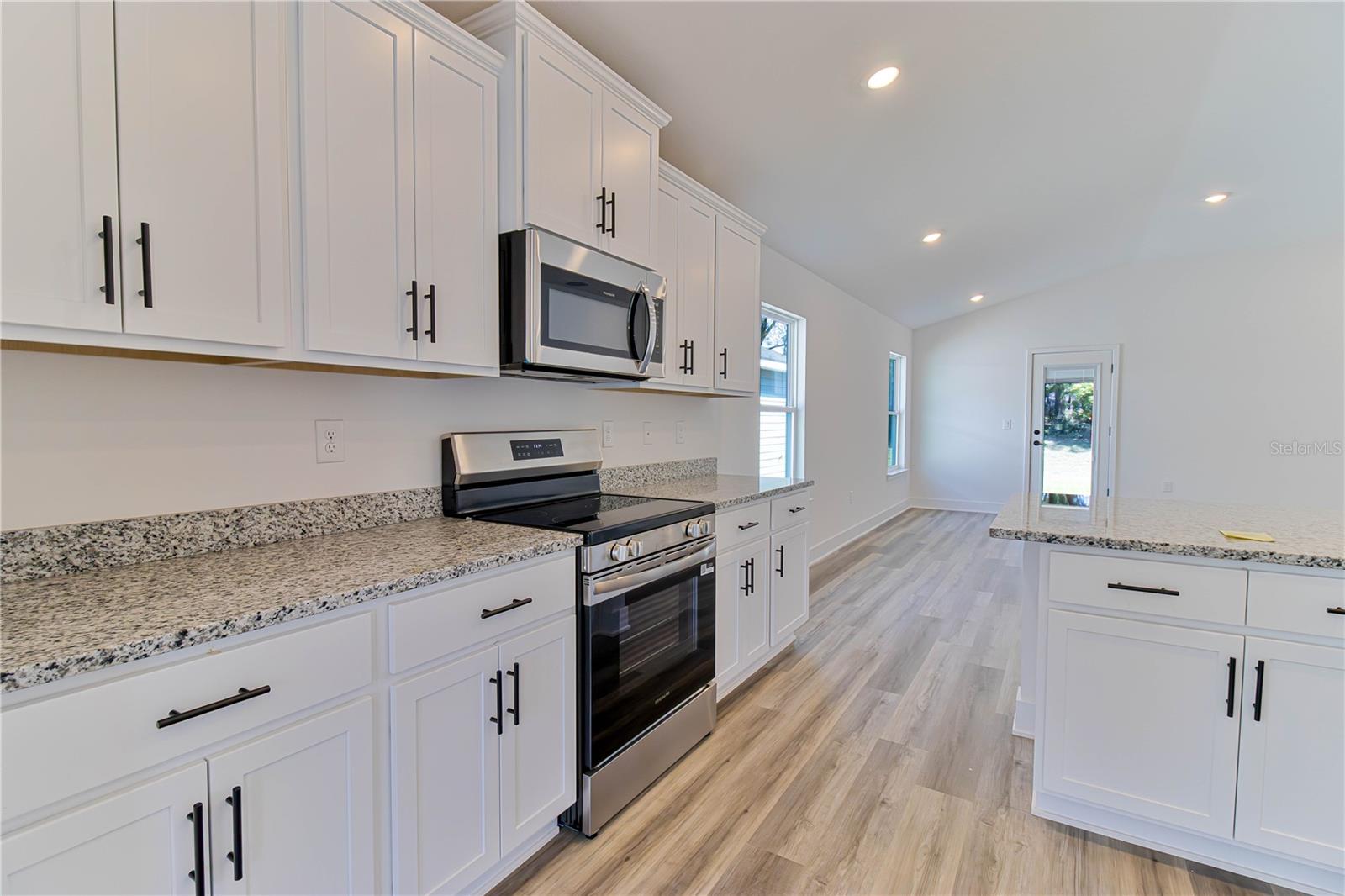 BRIARWOOD - Residential