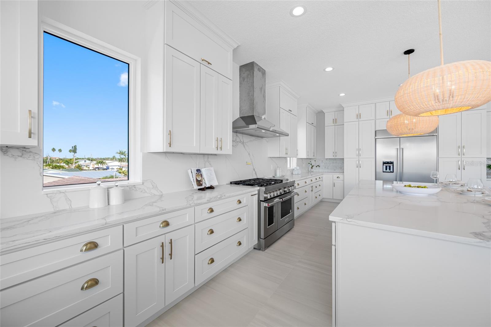 CRYSTAL ISLAND - Residential