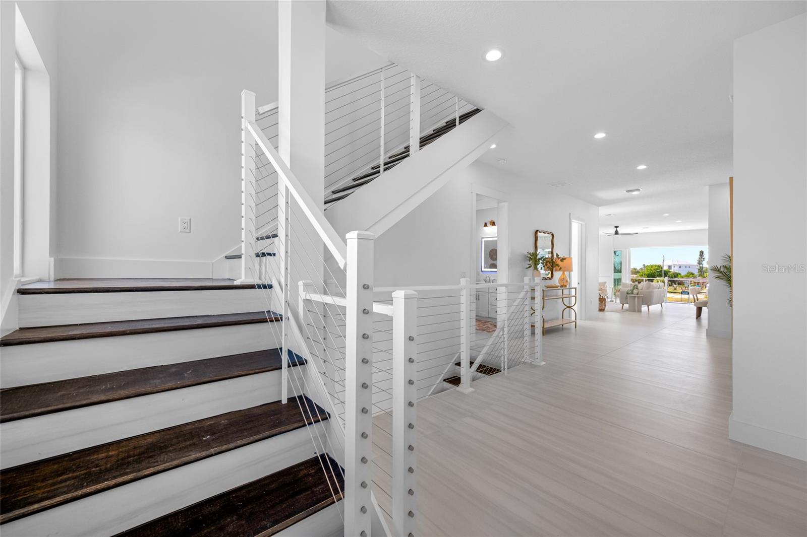 CRYSTAL ISLAND - Residential